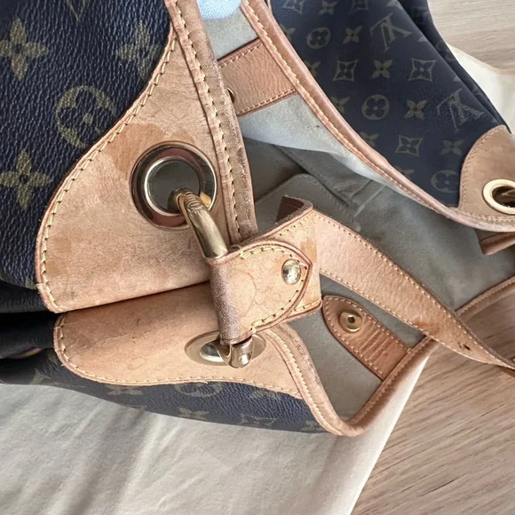 Louis Vuitton Monogram Galliera Gm with dustbag and COA - Picture 9 of 15